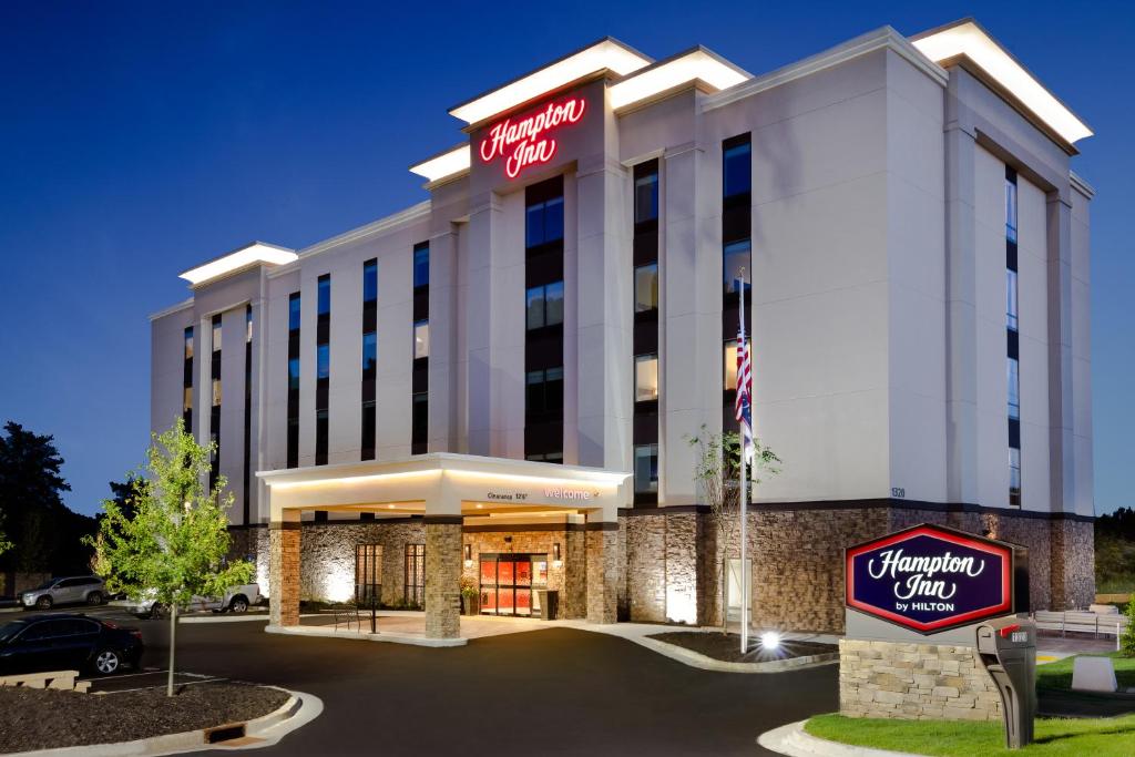 Hampton Inn Acworth - main image