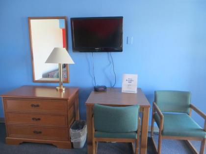 Budget Inn Adair - image 13