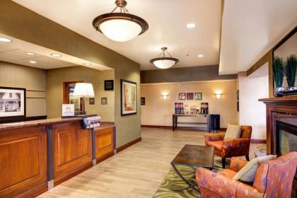 Hampton Inn & Suites Addison - image 18