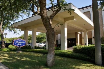 Hampton Inn Dallas-Addison - image 12