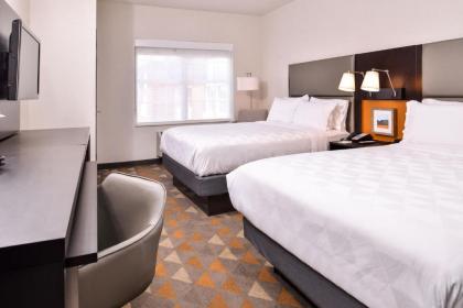 Holiday Inn and Suites Addison an IHG Hotel - image 14