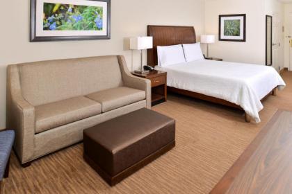 Hilton Garden Inn Addison - image 5