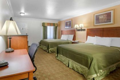 Rodeway Inn Adelanto US 395 - image 15