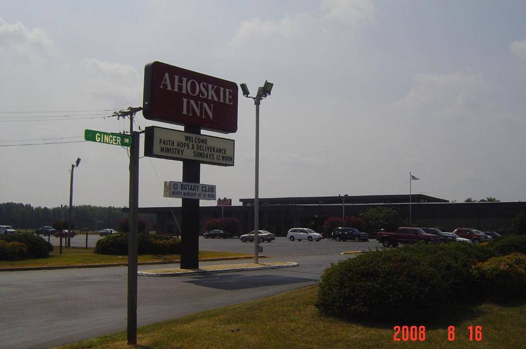 Ahoskie Inn - main image