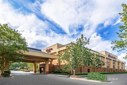 Hampton Inn Aiken - image 15