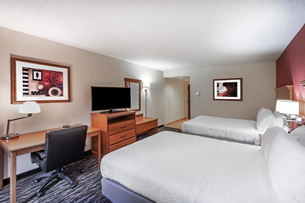 Hampton Inn Aiken - image 2