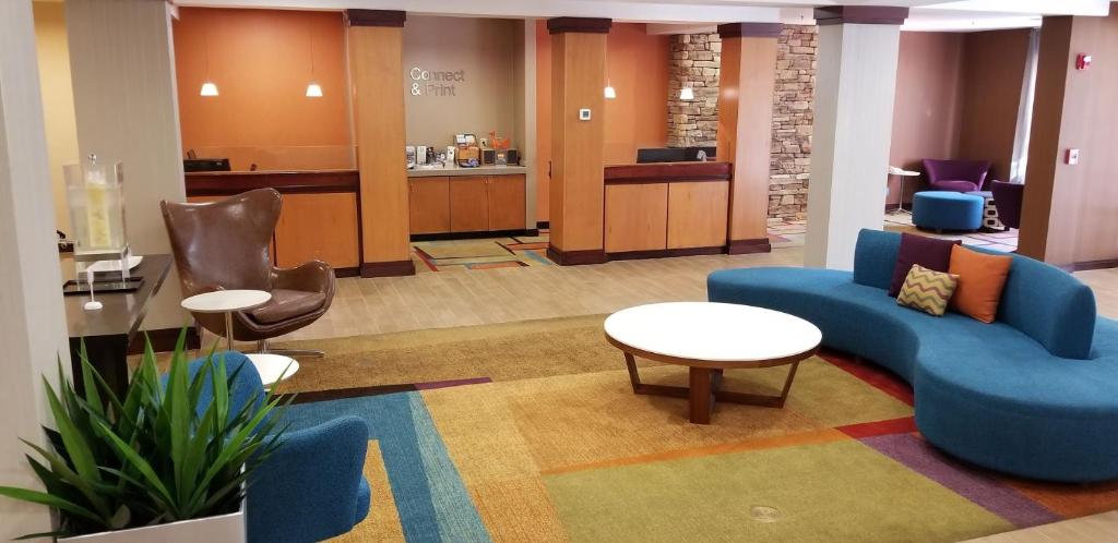 Fairfield Inn & Suites by Marriott Aiken - image 4