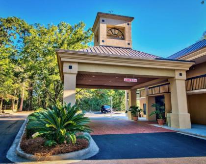 Clarion Inn & Suites Aiken - image 5