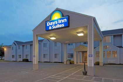 Days Inn  Suites by Wyndham Spokane Airport Airway Heights