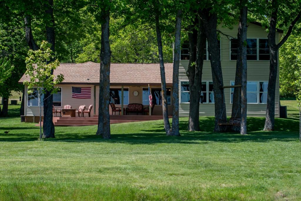 Leech Lake Resort Bed & Breakfast - image 4