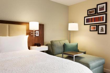 Hampton Inn Akron-Fairlawn - image 11