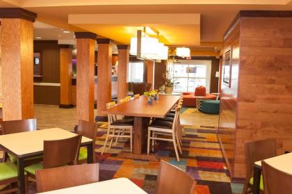 Fairfield Inn & Suites Akron South - image 7