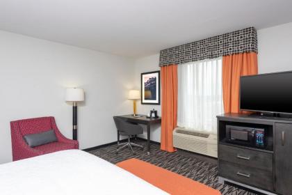 Hampton Inn Akron-South - image 15