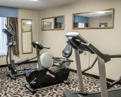 Copley Inn & Suites Copley - Akron - image 3