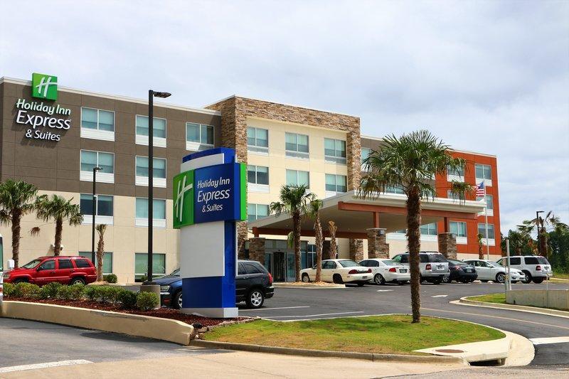 Holiday Inn Express & Suites Alabaster - main image