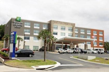 Holiday Inn Express & Suites Alabaster - image 9