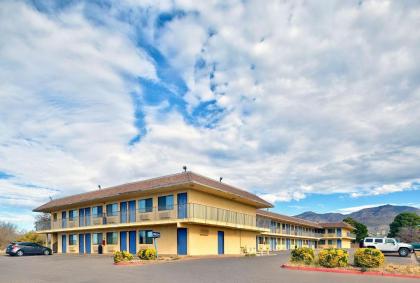 Motel 6-Alamogordo NM - image 6