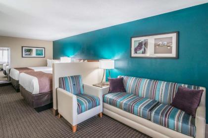 Quality Inn & Suites Near White Sands National Monument - image 8