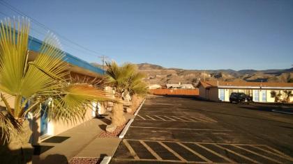 White Sands Motel - image 14