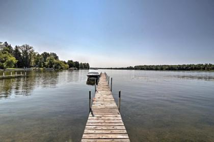 Charming Tiny Cottage with Boat Dock on Crooked Lake - image 11