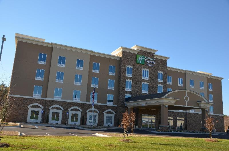 Holiday Inn Express & Suites Albany - main image