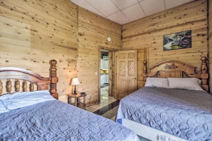 Spacious Cabin on Dale Hollow Lake with Hot Tub! - image 10