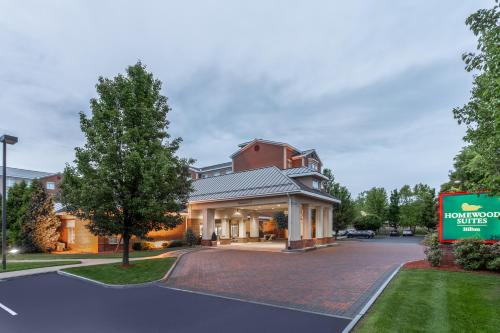 Homewood Suites by Hilton Albany - main image