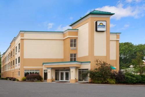 Days Inn & Suites by Wyndham Albany - main image