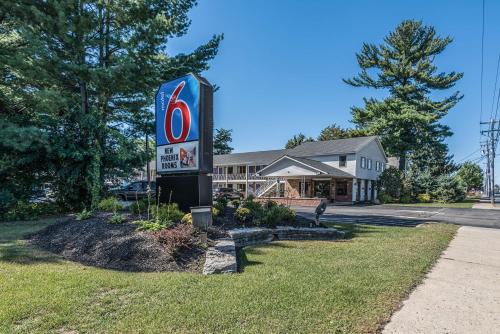 Motel 6-Albany NY - Airport - main image