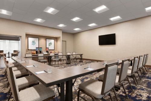 Homewood Suites by Hilton Albany Crossgates Mall - image 5