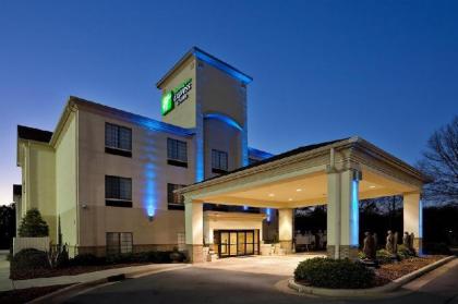 Holiday Inn Express Hotel & Suites Albemarle - image 3