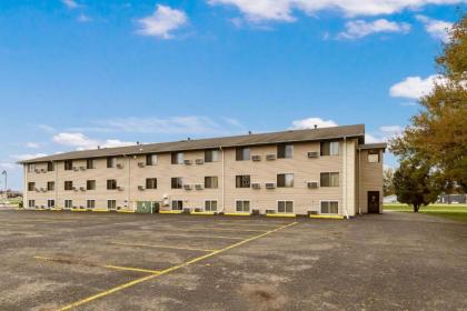 Motel 6-Albert Lea MN - image 11