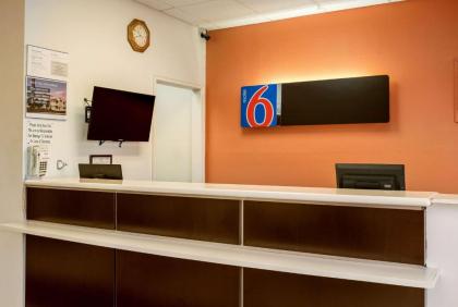 Motel 6-Albert Lea MN - image 7