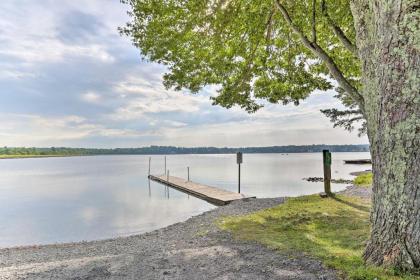 Pocono Family House with Hot Tub Near Ski Resorts! - image 13