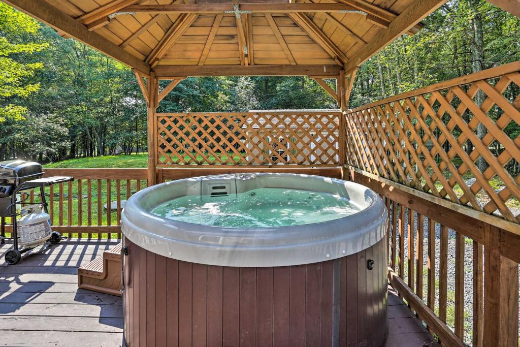 Pocono Family House with Hot Tub Near Ski Resorts! - image 7