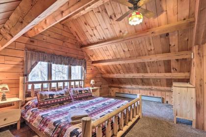 Luxe Pocono Cabin with Deck For Skiers and Families - image 11