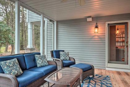 Luxury Escape on Lake Towamensing with Game Room! - image 10