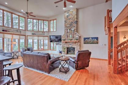 Luxury Escape on Lake Towamensing with Game Room! - image 15