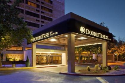 DoubleTree by Hilton Downtown Albuquerque - image 4