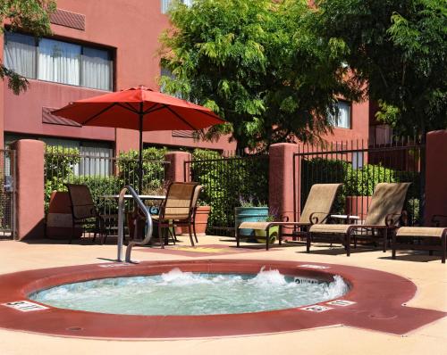 Best Western Plus Rio Grande Inn - image 2