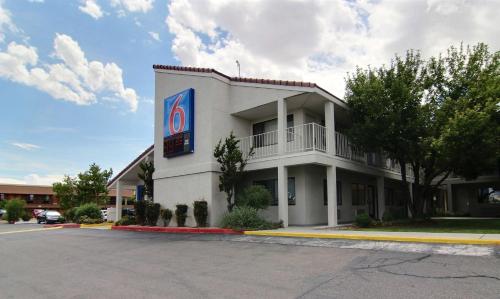 Motel 6-Albuquerque NM - Coors Road - main image