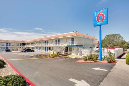 Motel 6-Albuquerque NM - Carlisle - image 1