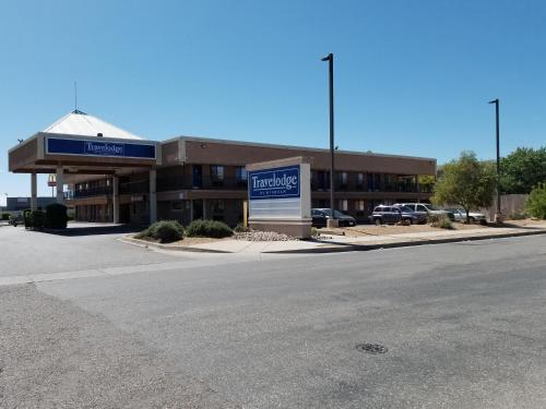 Travelodge by Wyndham Albuquerque West - main image