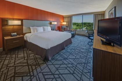 Hilton Knoxville Airport - image 7