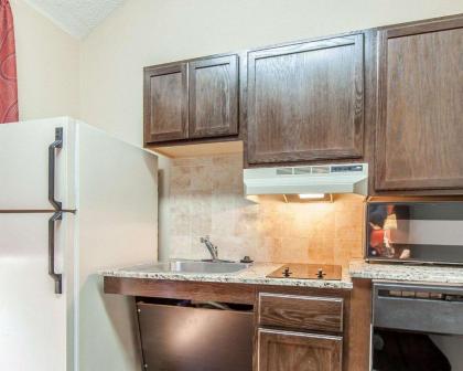 MainStay Suites Knoxville Airport - image 6