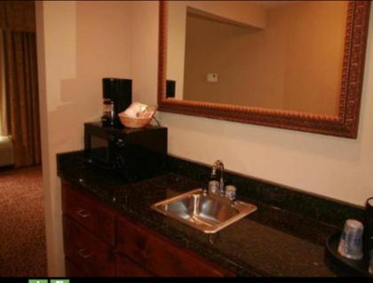 Hampton Inn Alexander City - image 12