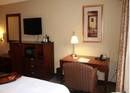 Hampton Inn Alexander City - image 6