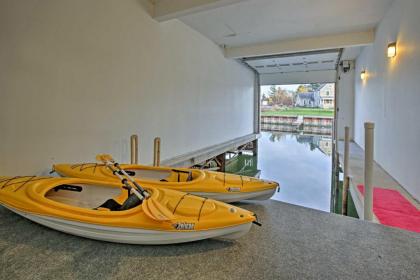 Townhome with Attached Boathouse on Alexandria Bay! - image 6