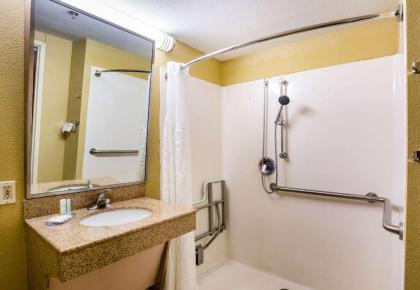 Comfort Inn Alexandria - image 14