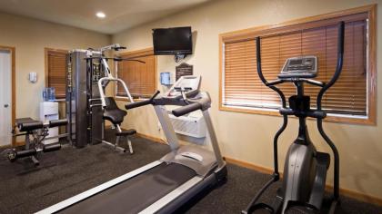 Best Western Alexandria Inn - image 14